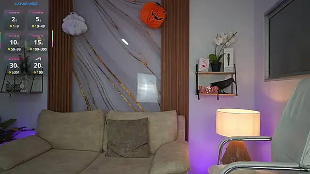 MilaCrave online show from 10-21-25, 11:31