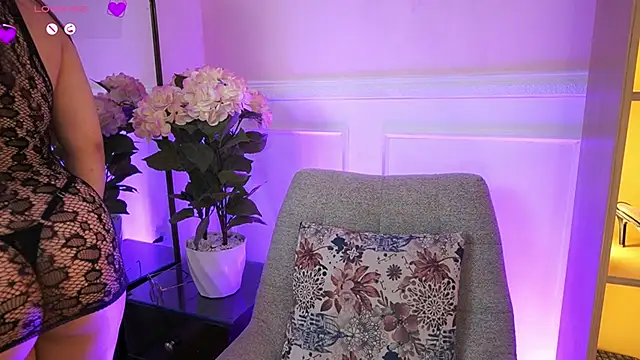 MilaCrave online show from 03-12-26, 12:09