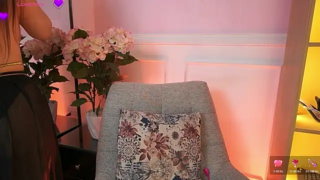 MilaCrave online show from 03-13-26, 12:21