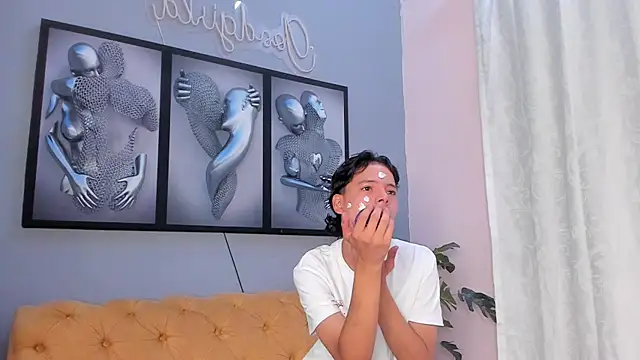 camillo virgil online show from 11-17-25, 10:52