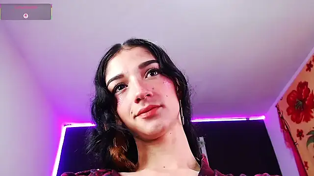 Snapshot of ingrid_zese_ chatting on 10-13-25, 07:04 ingrid zese online show from 10-13-25, 07:04