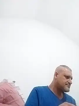 Hisnimin online show from 02-26-26, 05:24