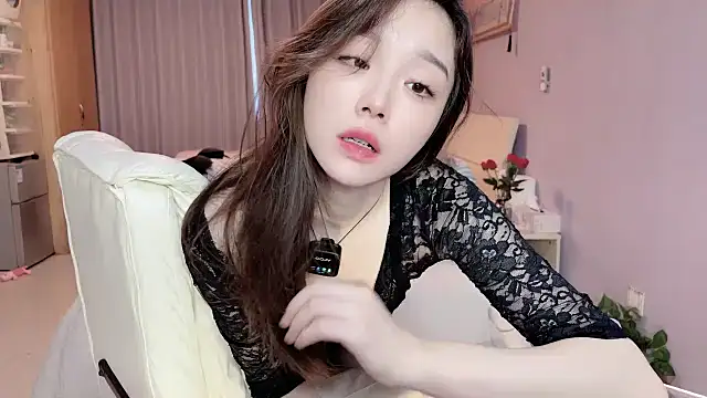 Y2Luvk online show from 10-06-25, 12:01