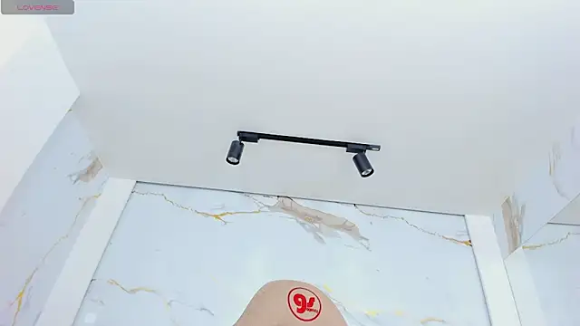 valirya devote online show from 11-29-25, 03:39