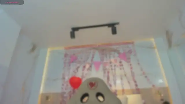 valirya devote online show from 02-16-26, 03:49