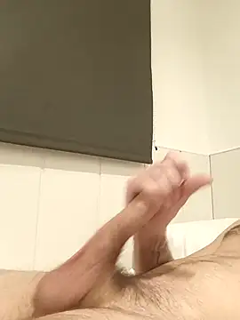 Snapshot of DannySastre91 chatting on 10-11-25, 10:22 DannySastre91 online show from 10-11-25, 10:22