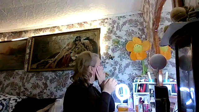 LustyyX online show from 12-18-25, 06:07