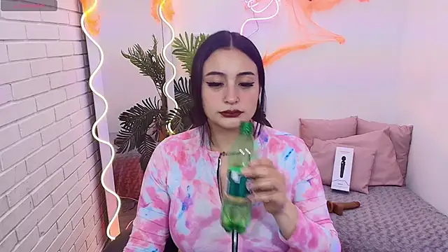 Darling tay online show from 10-20-25, 03:30