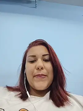Snapshot of RuivaMisteriosa3 chatting on 05-05-26, 10:51 RuivaMisteriosa3 online show from 05-05-26, 10:51