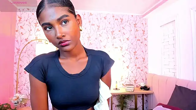 halleylorens online show from 06-17-26, 07:13