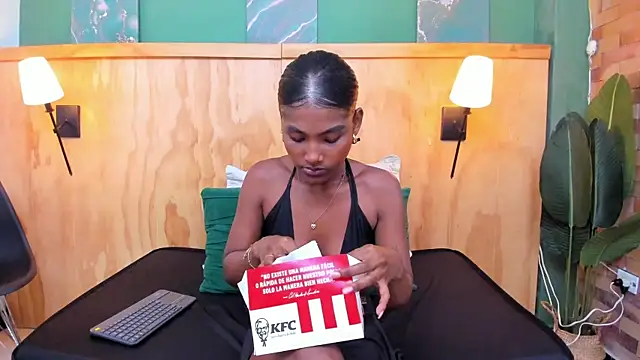 halleylorens online show from 02-25-26, 07:25