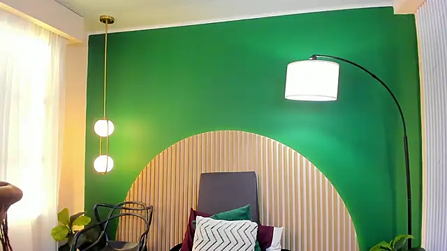 halleylorens online show from 10-09-25, 07:25