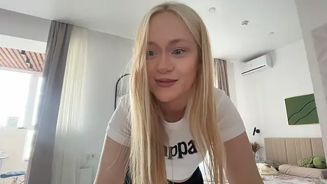 HeyMonkey  online show from 04-09-26, 02:23