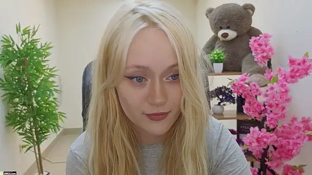 HeyMonkey  online show from 04-03-26, 12:22