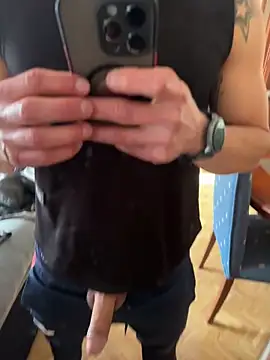 Latinhot31 online show from 03-05-26, 08:22