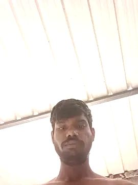 Snapshot of Desi_Partycapal chatting on 09-30-25, 07:47 Desi Partycapal online show from 09-30-25, 07:47