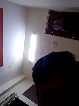 Snapshot of Desi_Partycapal chatting on 11-03-25, 06:44 Desi Partycapal online show from 11-03-25, 06:44