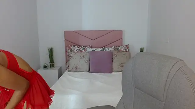 SarayVega  online show from 09-22-25, 07:20