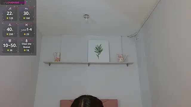 SarayVega  online show from 10-14-25, 07:25