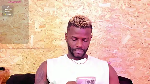 santiblack7 online show from 11-29-25, 02:55