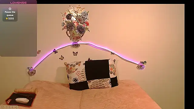 angelyxs online show from 09-11-25, 09:04