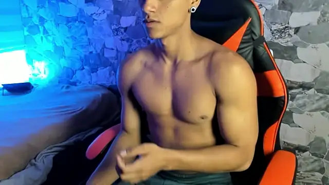 ZYZZ1312 online show from 06-02-26, 01:05