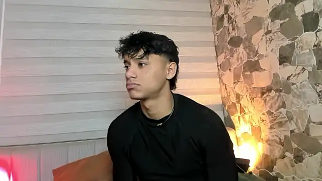 Snapshot of ZYZZ1312 chatting on 02-21-26, 01:51 ZYZZ1312 online show from 02-21-26, 01:51