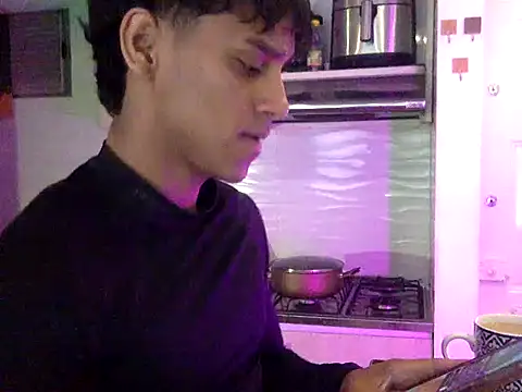 ZYZZ1312 online show from 01-07-26, 07:41