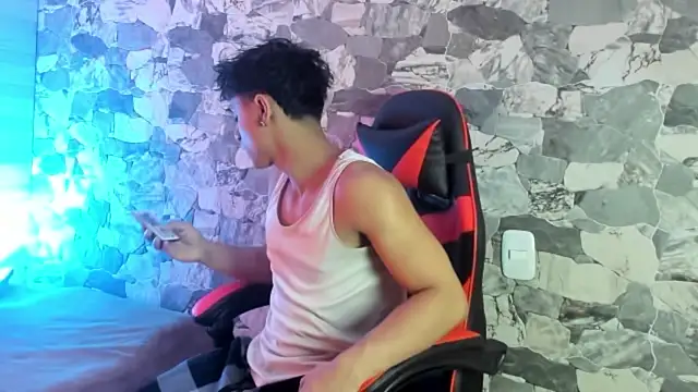 ZYZZ1312 online show from 04-02-26, 05:03