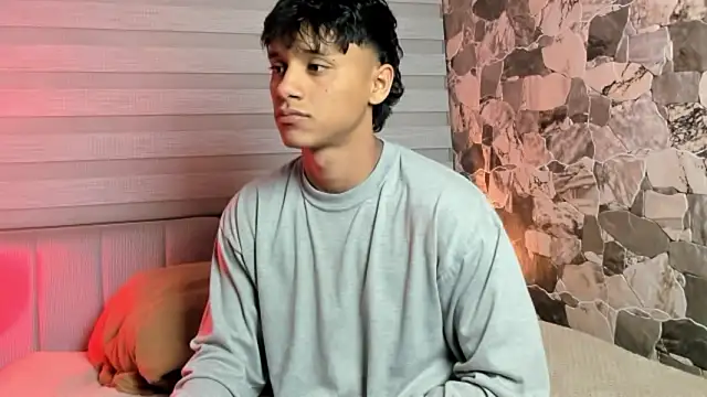 Snapshot of ZYZZ1312 chatting on 02-16-26, 03:38 ZYZZ1312 online show from 02-16-26, 03:38