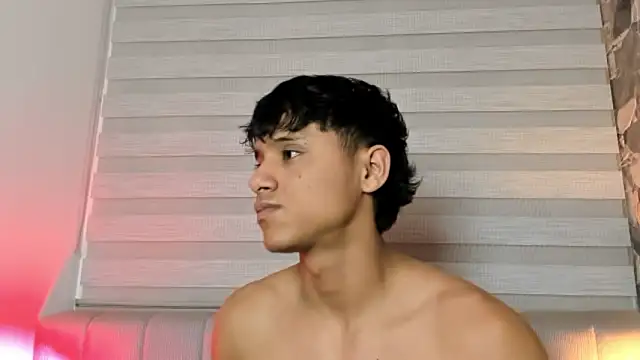 Snapshot of ZYZZ1312 chatting on 02-13-26, 06:24 ZYZZ1312 online show from 02-13-26, 06:24