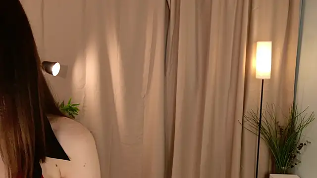 lisabaus online show from 11-25-25, 07:08