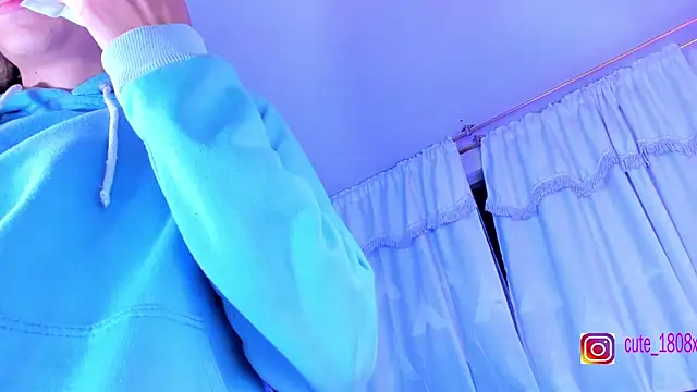 Sofiia cute  online show from 10-31-25, 03:58