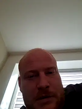 svenni2525 online show from 10-16-25, 10:56