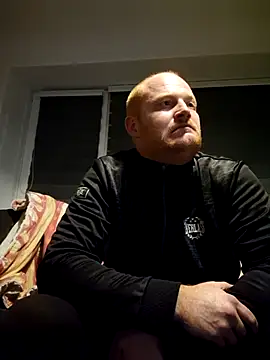 svenni2525 online show from 10-06-25, 04:46