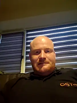 svenni2525 online show from 10-06-25, 05:13