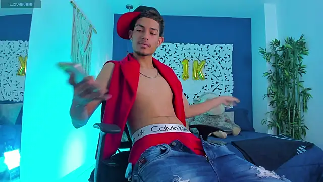 Adonis WB online show from 11-11-25, 09:20