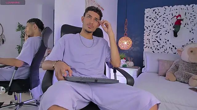 Adonis WB online show from 11-24-25, 10:10