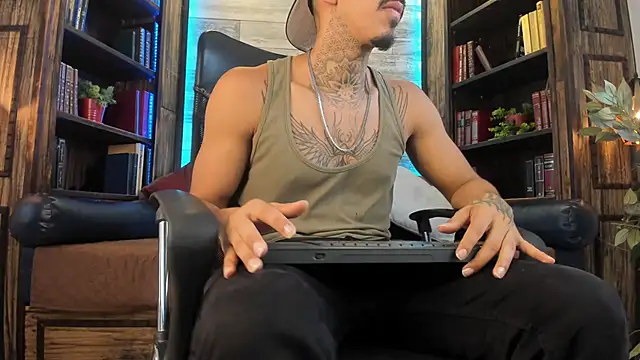 Donovan Desmond online show from 10-03-25, 07:59