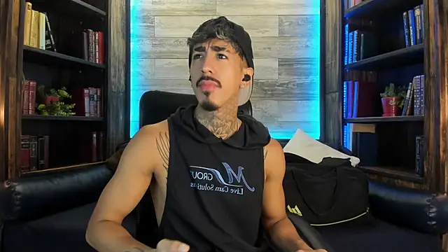 Donovan Desmond online show from 10-08-25, 10:43