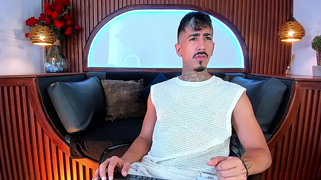 Donovan Desmond online show from 03-23-26, 07:25