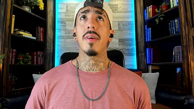 Donovan Desmond online show from 10-21-25, 08:52