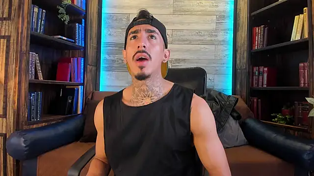 Donovan Desmond online show from 11-24-25, 08:20