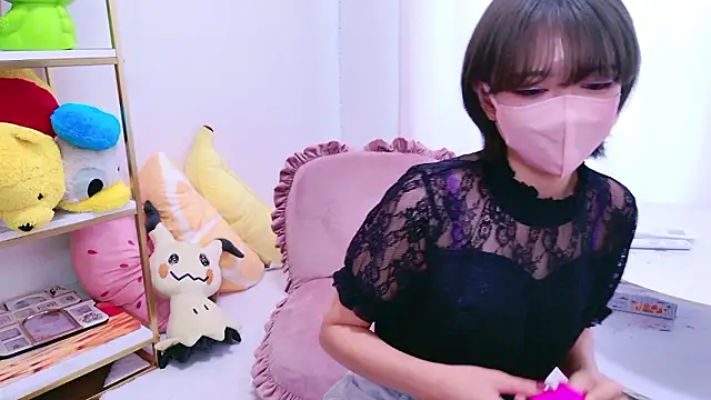 Azusa DoMybest online show from 11-03-25, 03:23