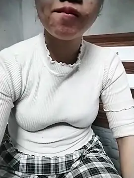 Mie rose online show from 12-19-25, 11:45