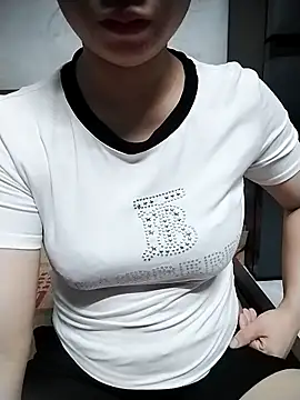 Mie rose online show from 10-18-25, 01:35