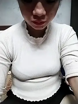 Mie rose online show from 11-16-25, 02:16