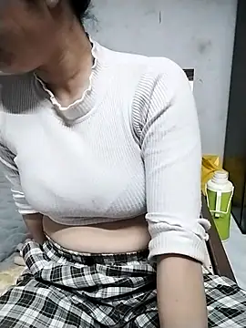 Mie rose online show from 12-04-25, 02:21