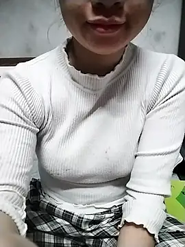 Mie rose online show from 01-14-26, 01:04