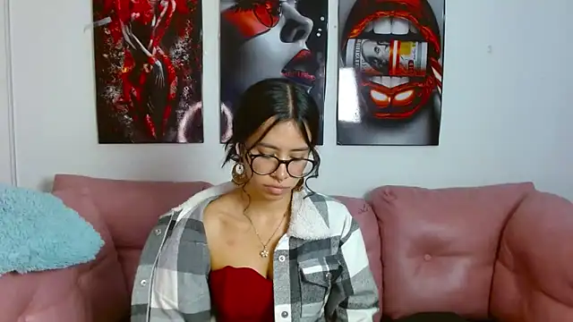 Miahotcs1 online show from 03-08-26, 01:14